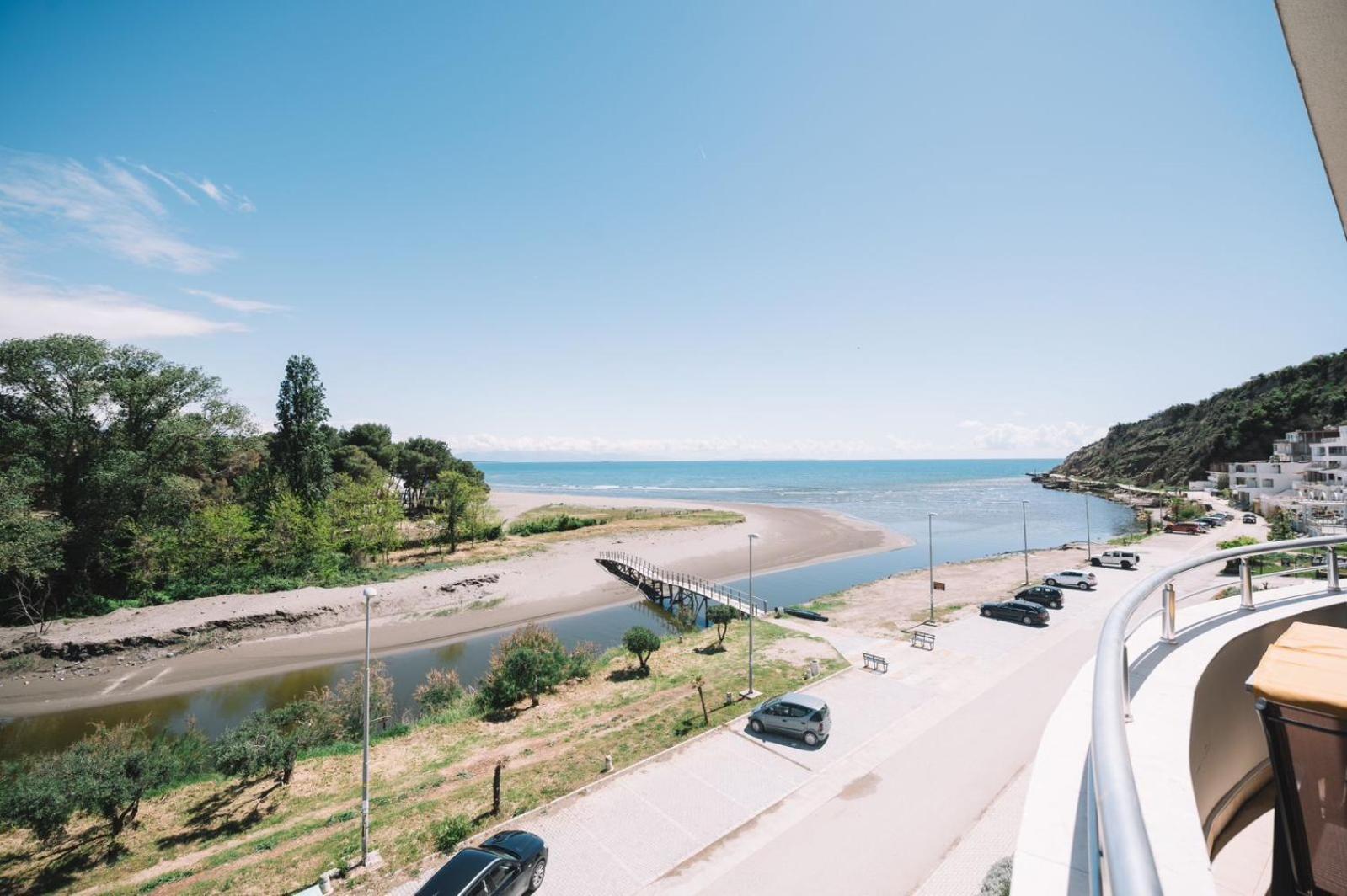 Apartments Art Ulcinj Esterno foto