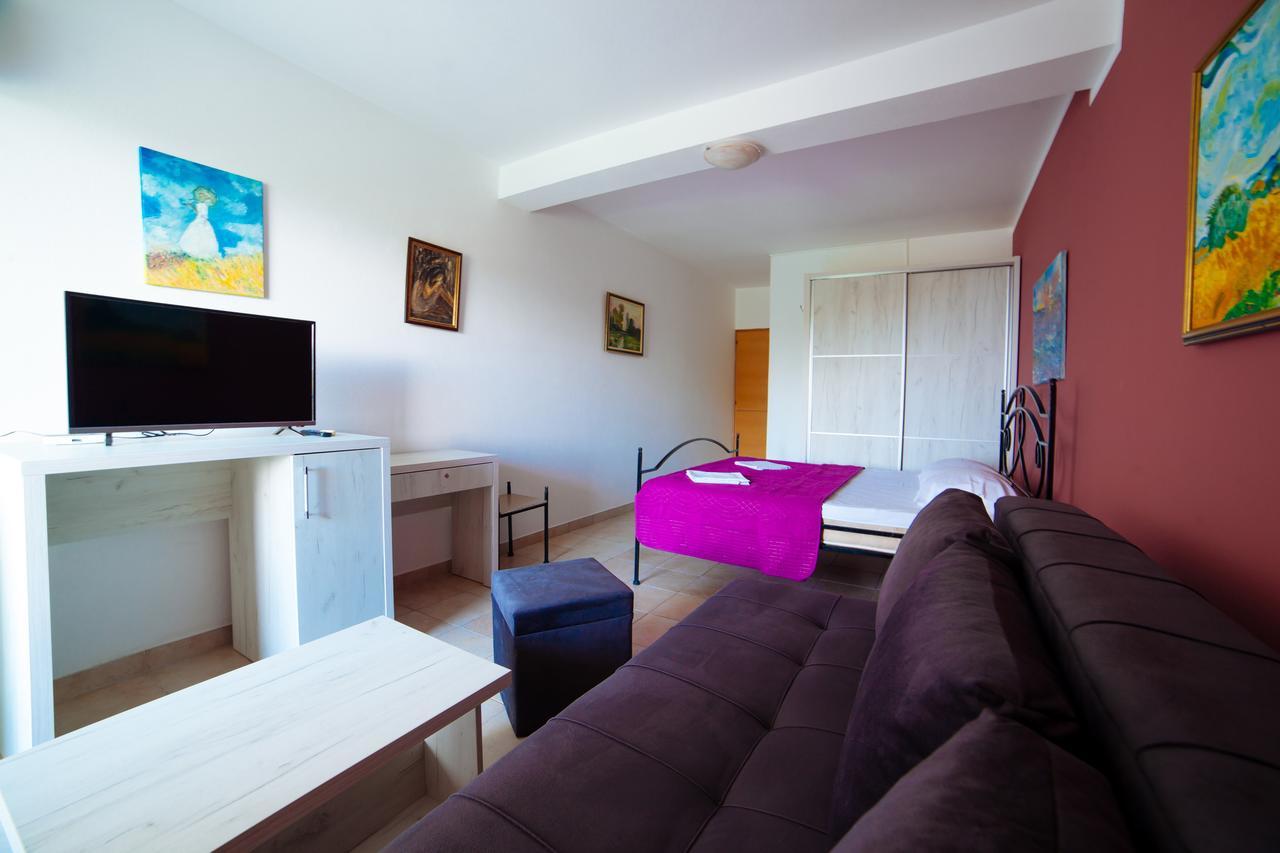 Apartments Art Ulcinj Esterno foto