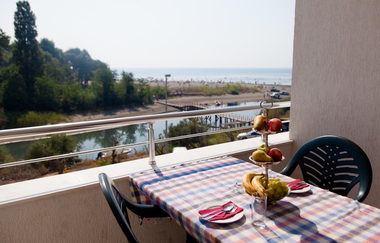 Apartments Art Ulcinj Esterno foto